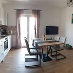 Milka - Uz Daire Betina (Sibenik-Knin)